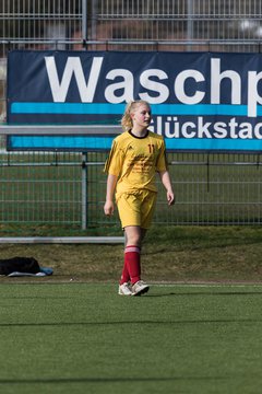 Bild 13 - B-Juniorinnen SG Weststeinburg/Bei - SV Fisia 03 : Ergebnis: 1:2